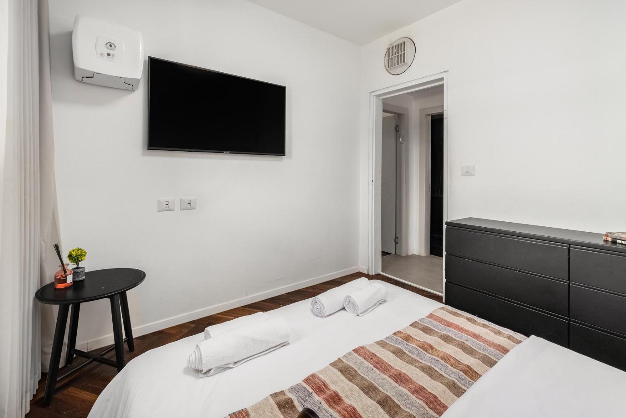 Penthouse 3Br + Roof Top + Parking - On The Beach Haifa Exterior foto